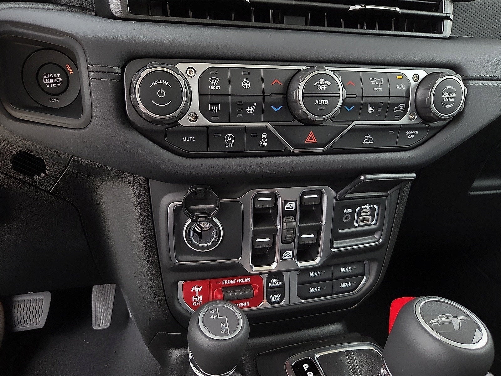 2026 Jeep Gladiator GLADIATOR SHADOW OPS 4X4