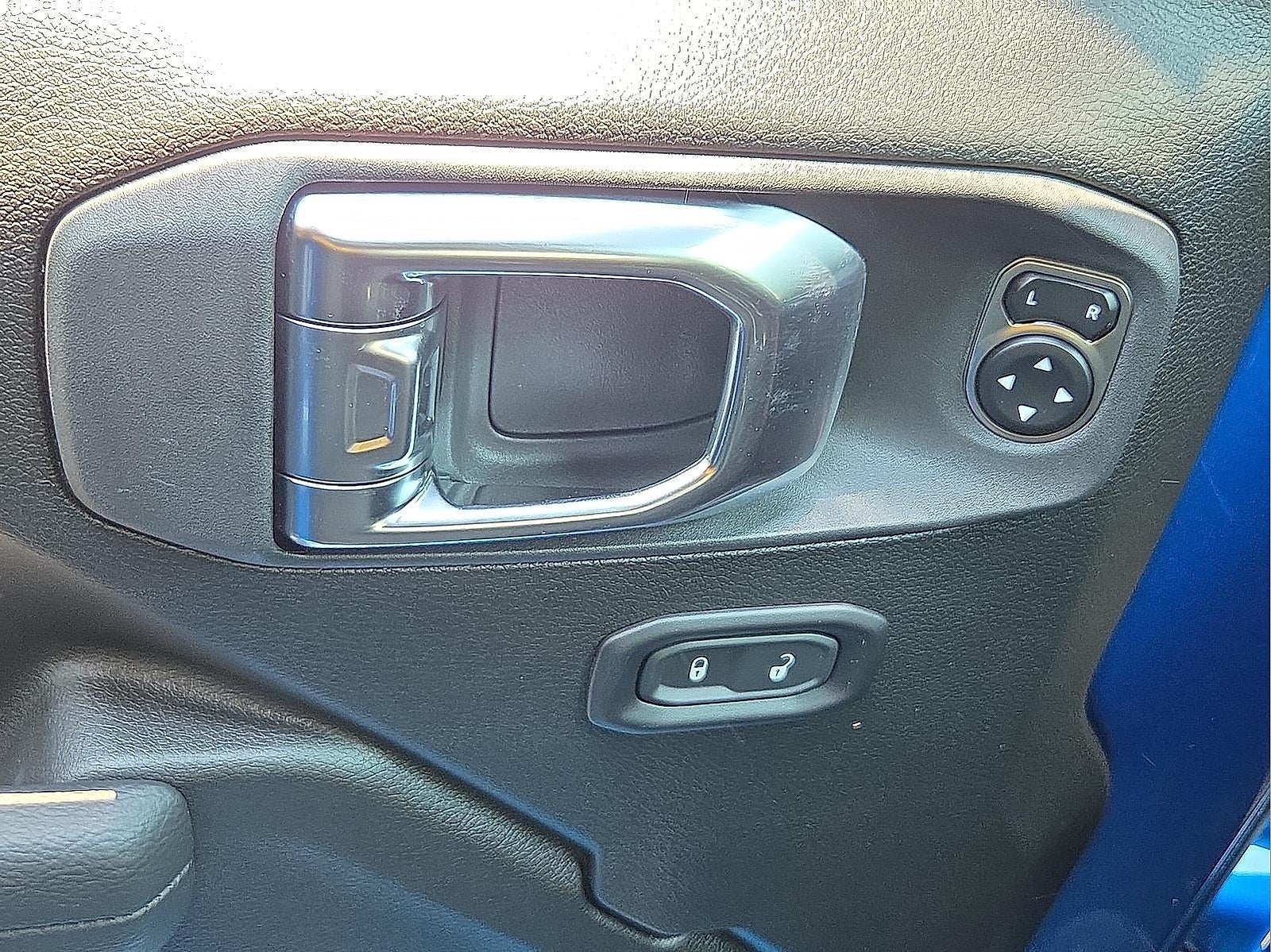 2025 Jeep Gladiator GLADIATOR MOJAVE 4X4