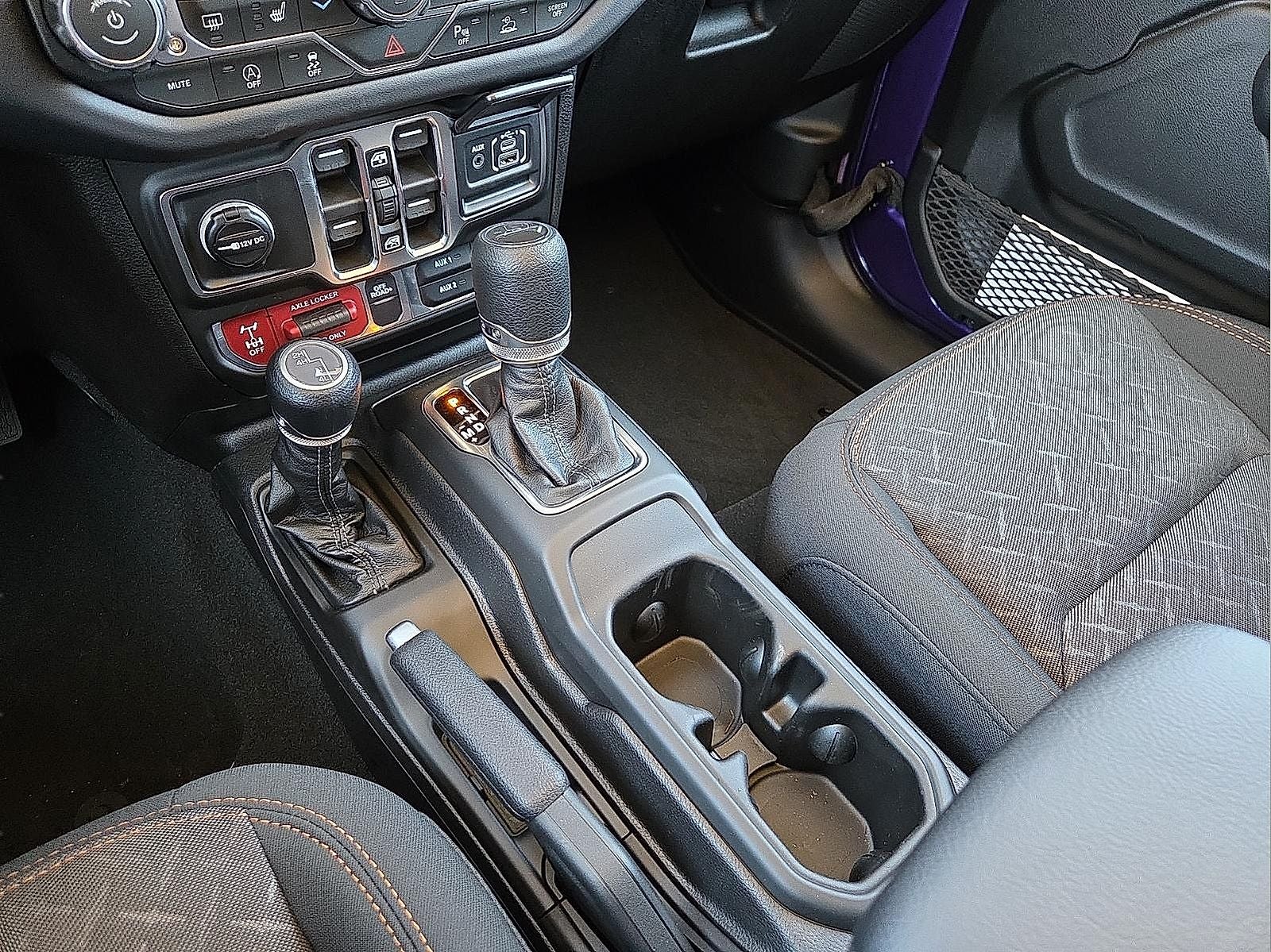 2026 Jeep Gladiator GLADIATOR MOJAVE 4X4