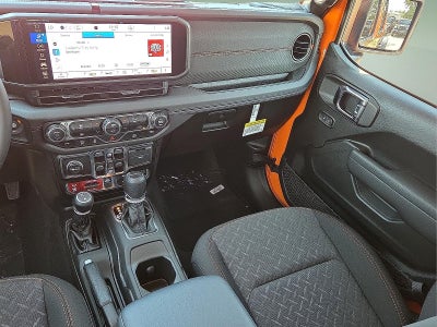 2025 Jeep Gladiator GLADIATOR MOJAVE 4X4