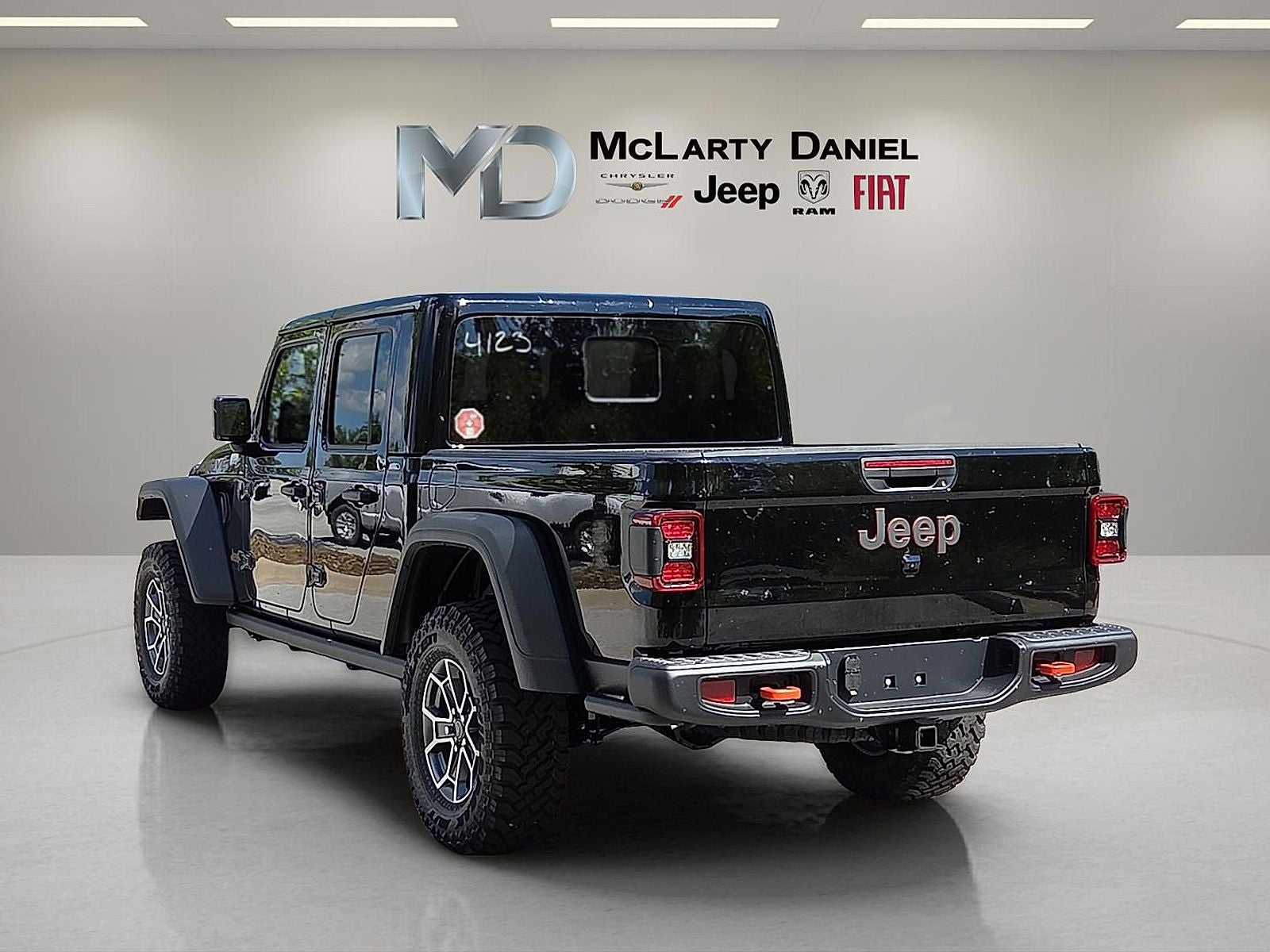 2025 Jeep Gladiator GLADIATOR MOJAVE 4X4