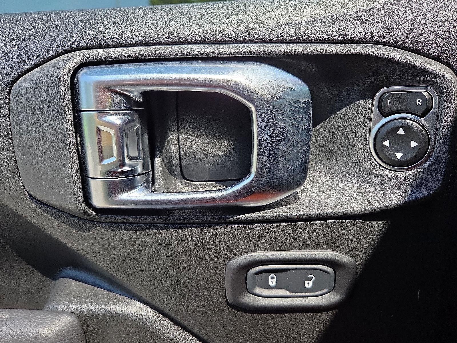 2025 Jeep Gladiator GLADIATOR MOJAVE 4X4