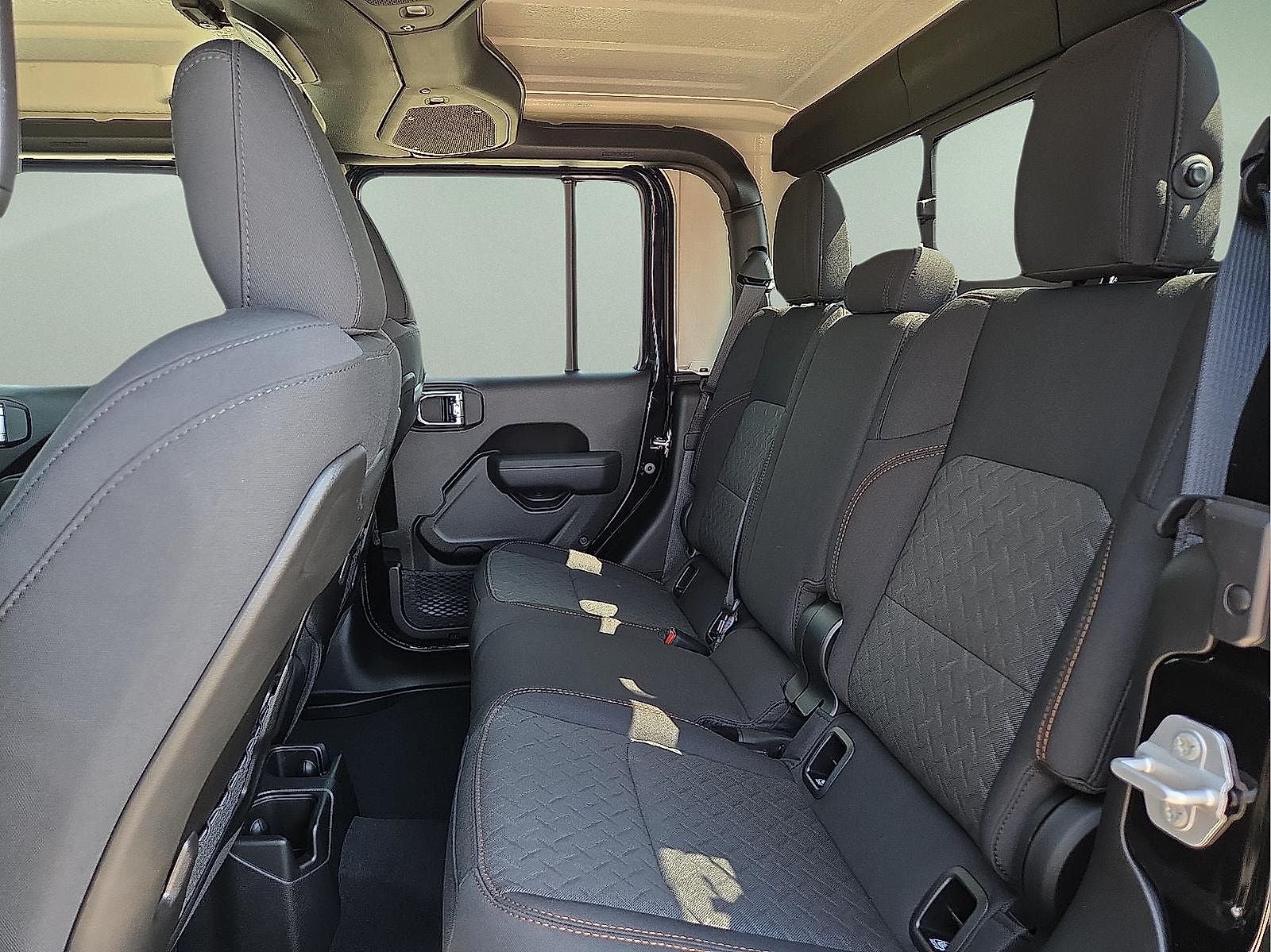 2025 Jeep Gladiator GLADIATOR MOJAVE 4X4