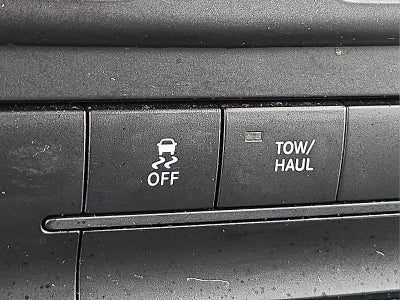 2023 RAM 1500 Classic SLT Crew Cab 4x2 5'7' Box