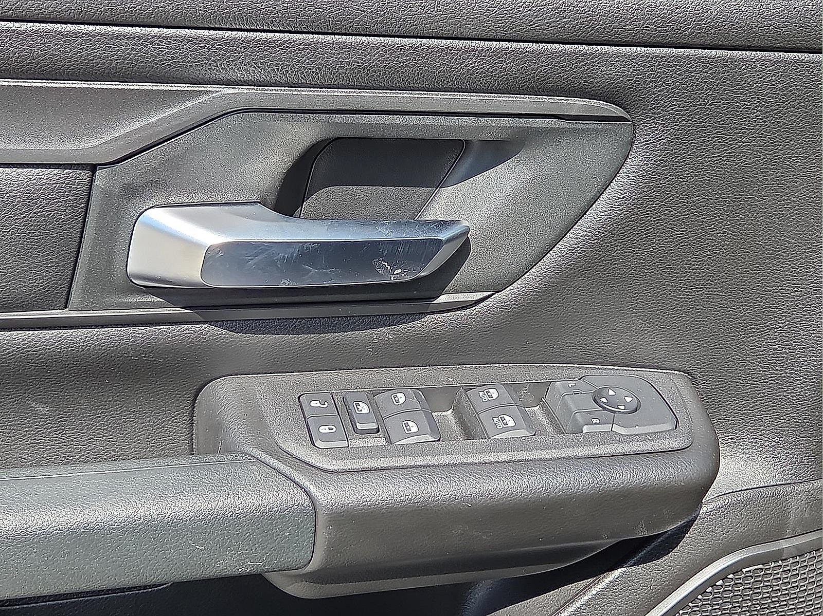 2025 RAM Ram 1500 RAM 1500 TRADESMAN CREW CAB 4X4 5'7' BOX