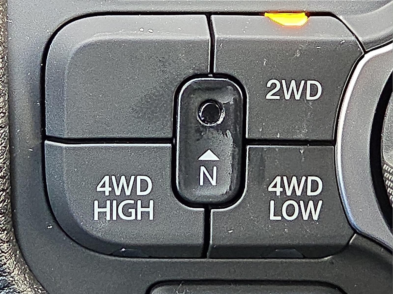 2025 RAM Ram 1500 RAM 1500 TRADESMAN CREW CAB 4X4 5'7' BOX