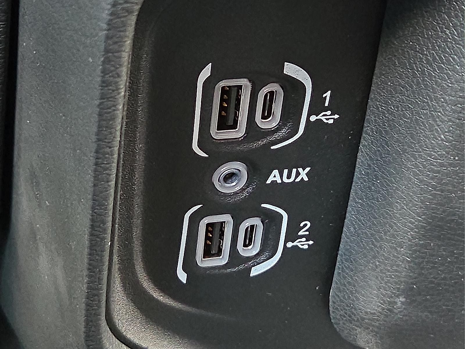 2025 RAM Ram 1500 RAM 1500 TRADESMAN CREW CAB 4X4 5'7' BOX