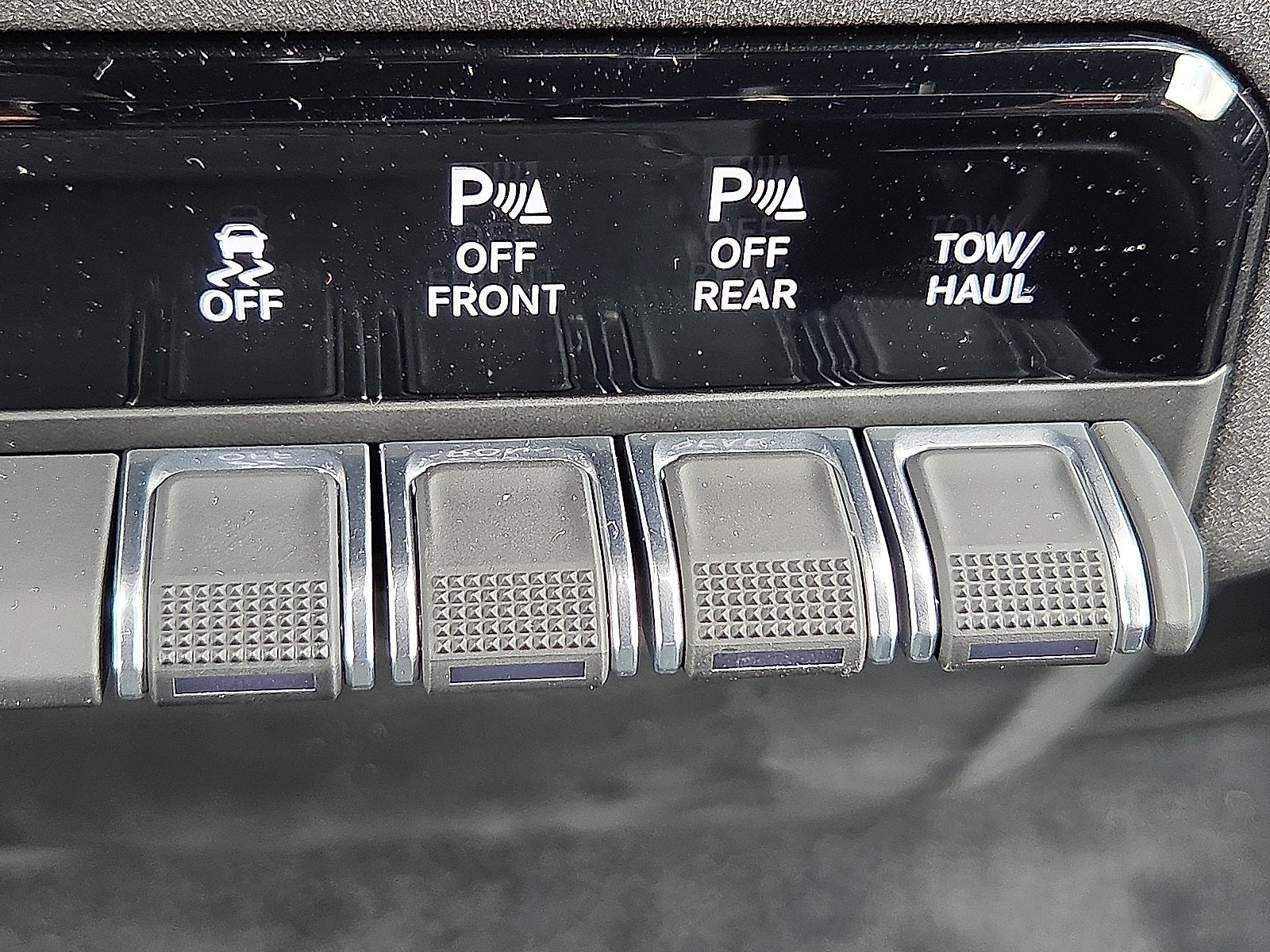 2025 RAM Ram 1500 RAM 1500 TRADESMAN CREW CAB 4X4 5'7' BOX