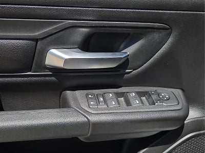 2025 RAM 1500 Tradesman Crew Cab 4x4 5'7' Box