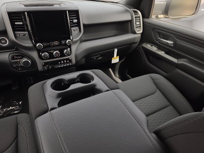 2027 RAM 1500 RAM 1500 TRADESMAN CREW CAB 4X4 5'7' BOX