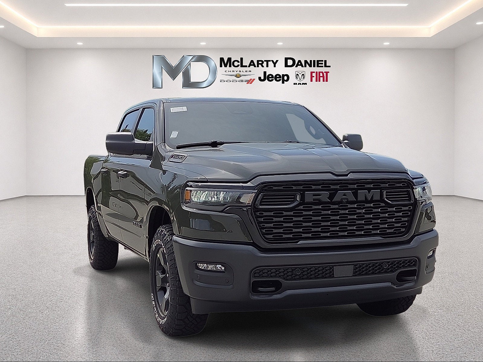 2027 RAM 1500 RAM 1500 WARLOCK CREW CAB 4X4 5'7' BOX
