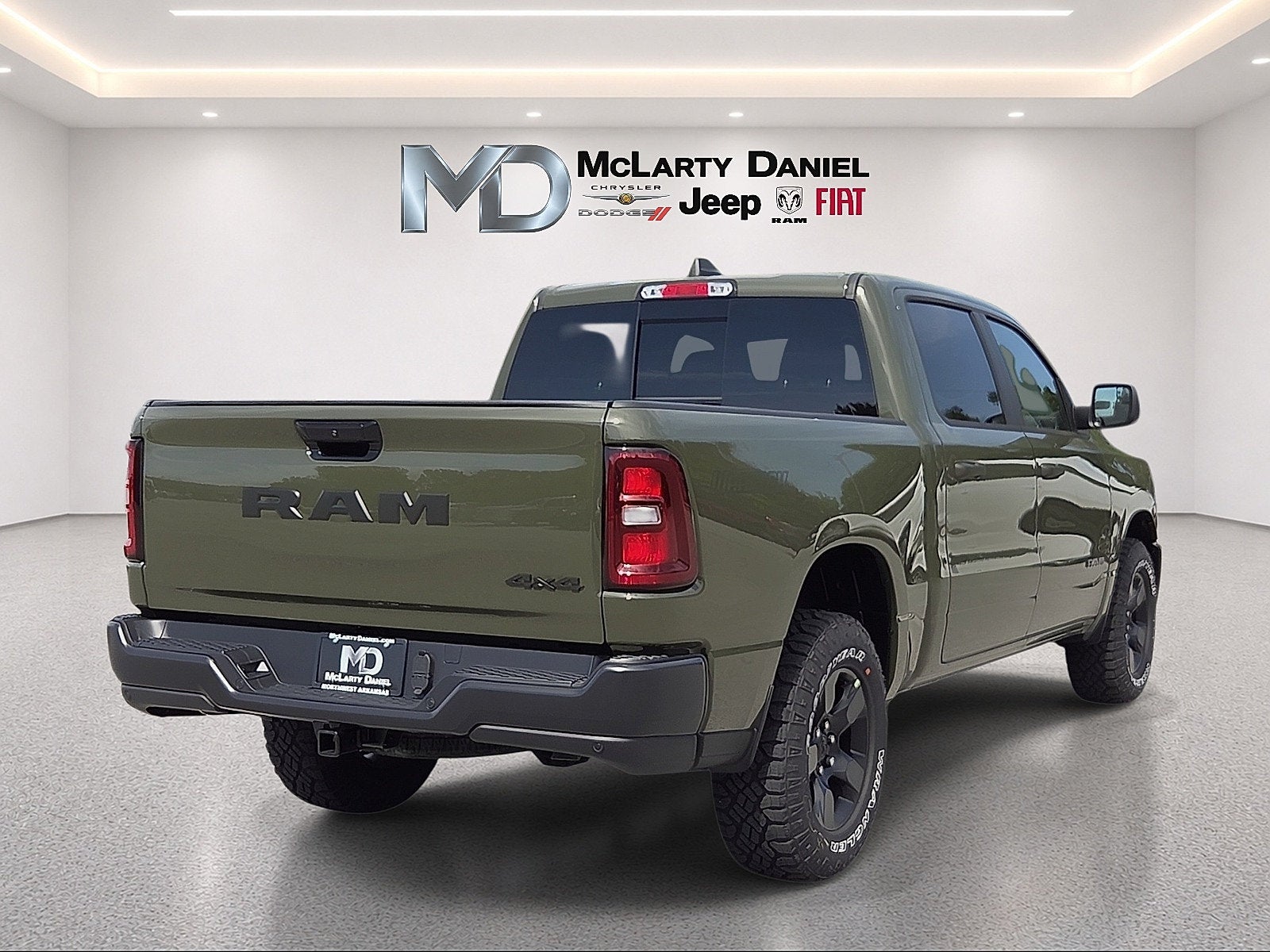2027 RAM 1500 RAM 1500 WARLOCK CREW CAB 4X4 5'7' BOX