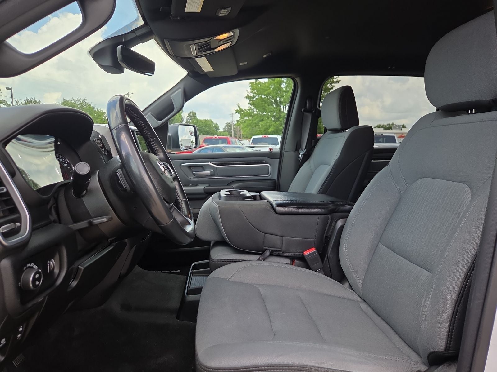 2021 RAM 1500 Big Horn Crew Cab 4x4 5'7' Box