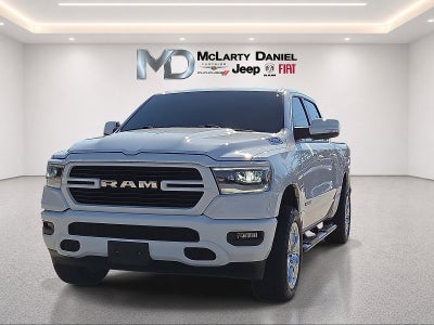 2020 RAM 1500 Big Horn Crew Cab 4x4 5'7' Box