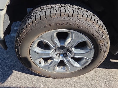 2020 RAM 1500 Big Horn Crew Cab 4x4 5'7' Box