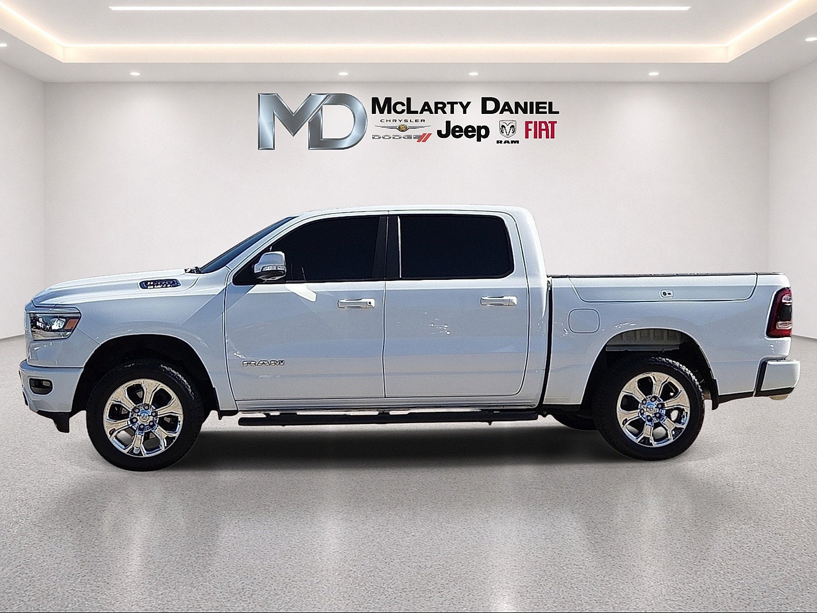 2020 RAM 1500 Big Horn Crew Cab 4x4 5'7' Box