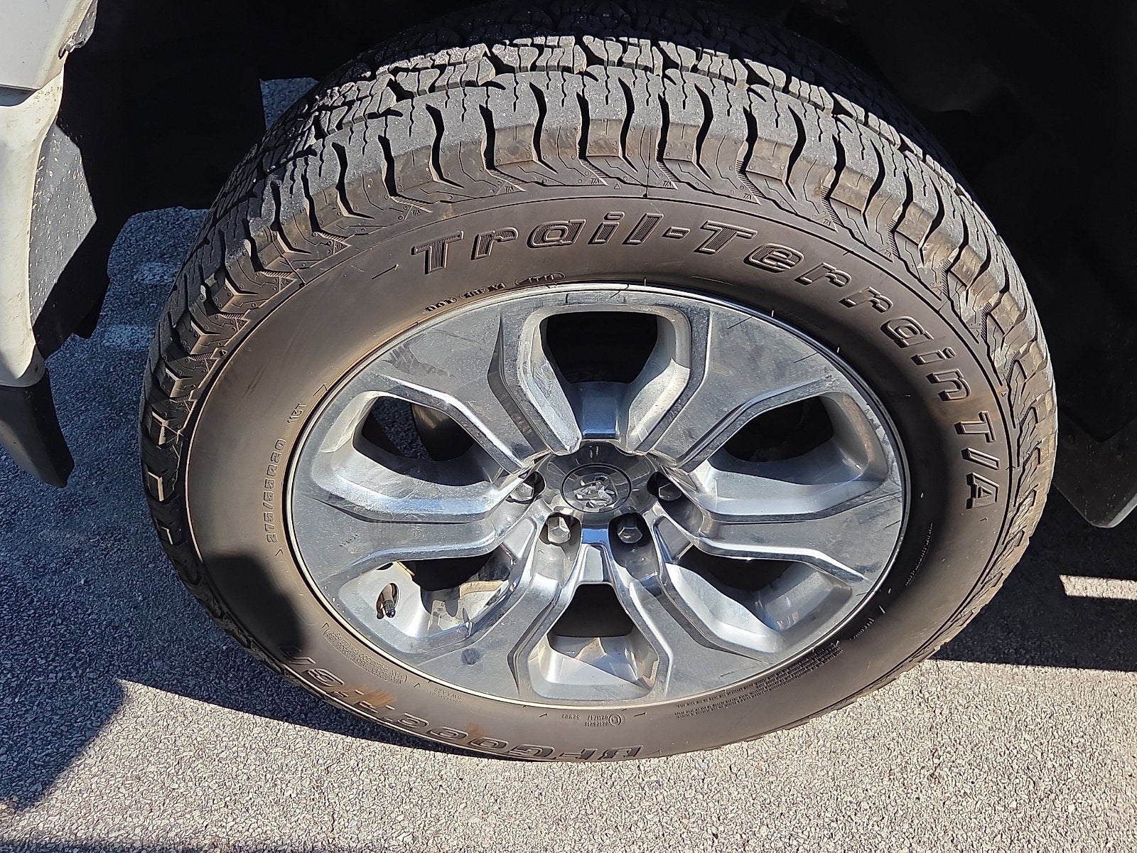 2020 RAM 1500 Big Horn Crew Cab 4x4 5'7' Box