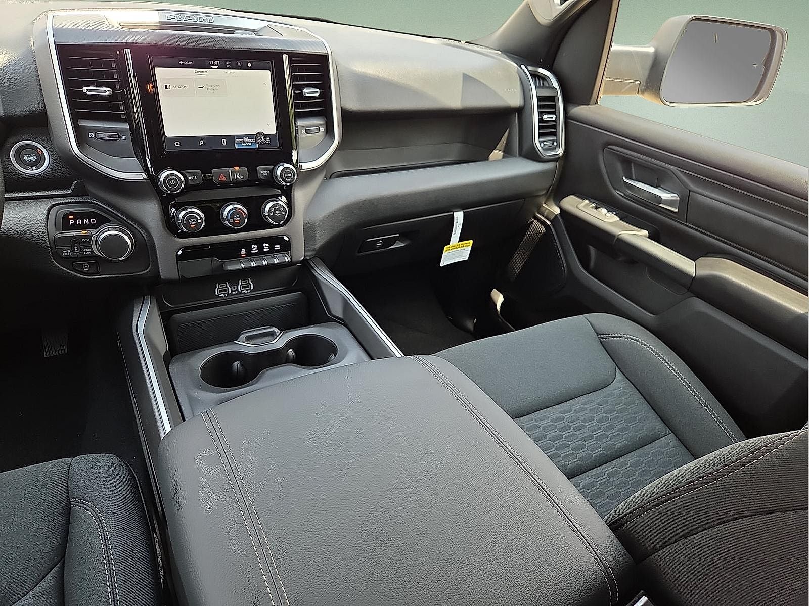 2026 RAM 1500 RAM 1500 EXPRESS CREW CAB 4X4 5'7' BOX