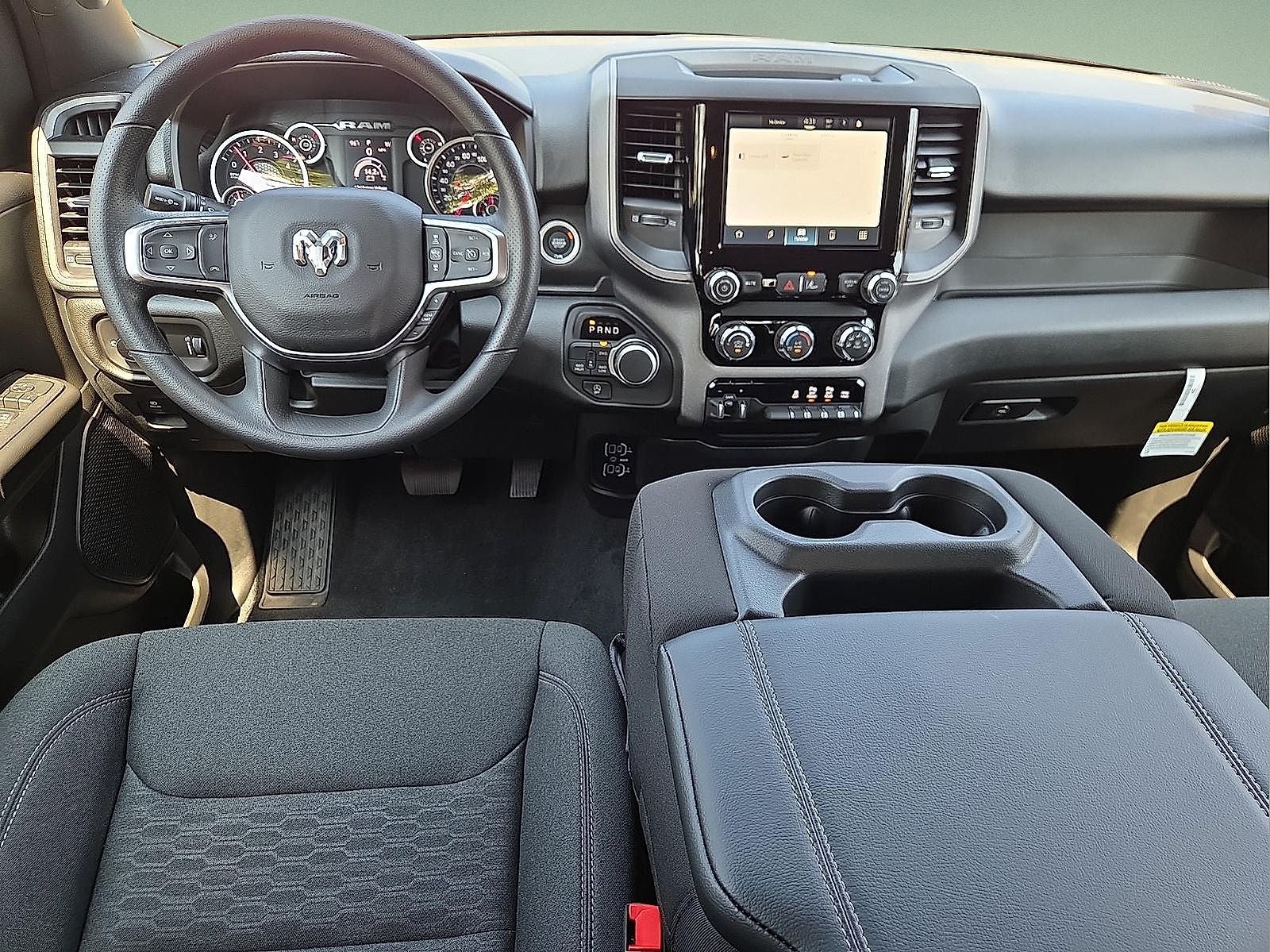 2026 RAM Ram 1500 RAM 1500 EXPRESS CREW CAB 4X4 5'7' BOX