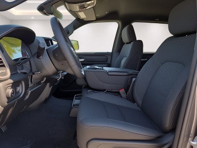 2027 RAM 1500 RAM 1500 EXPRESS CREW CAB 4X4 5'7' BOX
