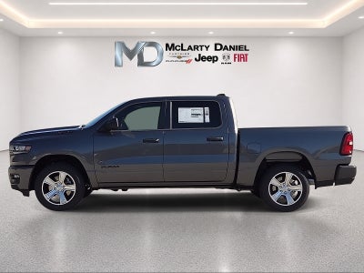 2027 RAM 1500 RAM 1500 EXPRESS CREW CAB 4X4 5'7' BOX