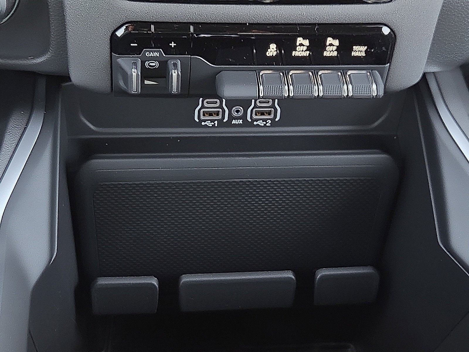 2027 RAM 1500 Express