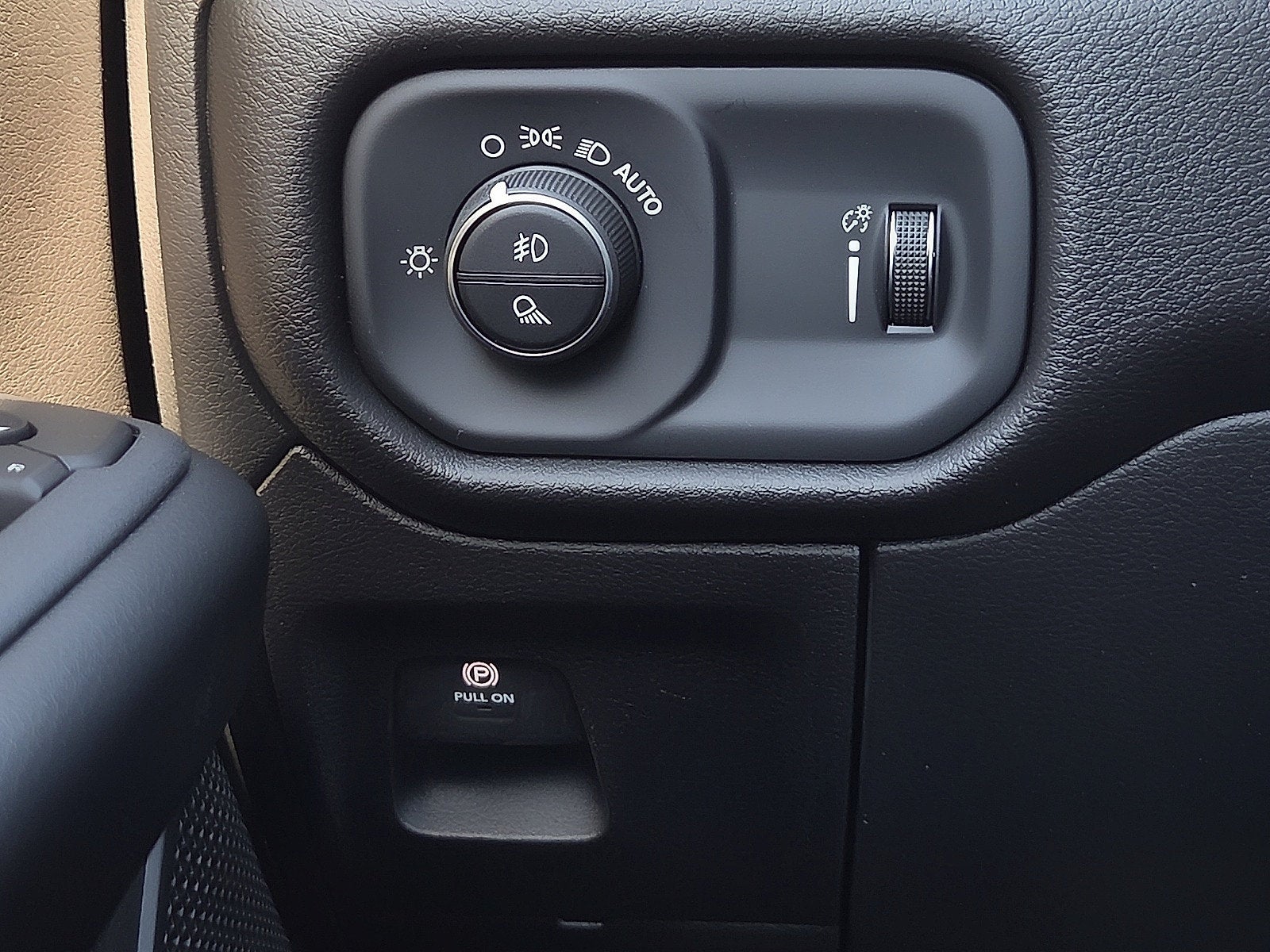 2027 RAM 1500 Express