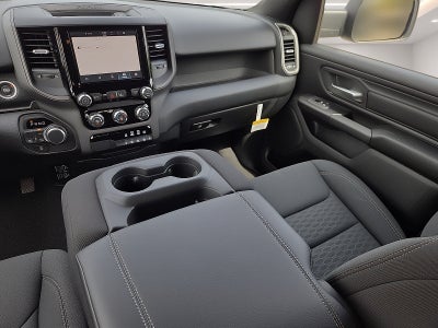 2027 RAM 1500 RAM 1500 TRADESMAN CREW CAB 4X4 5'7' BOX