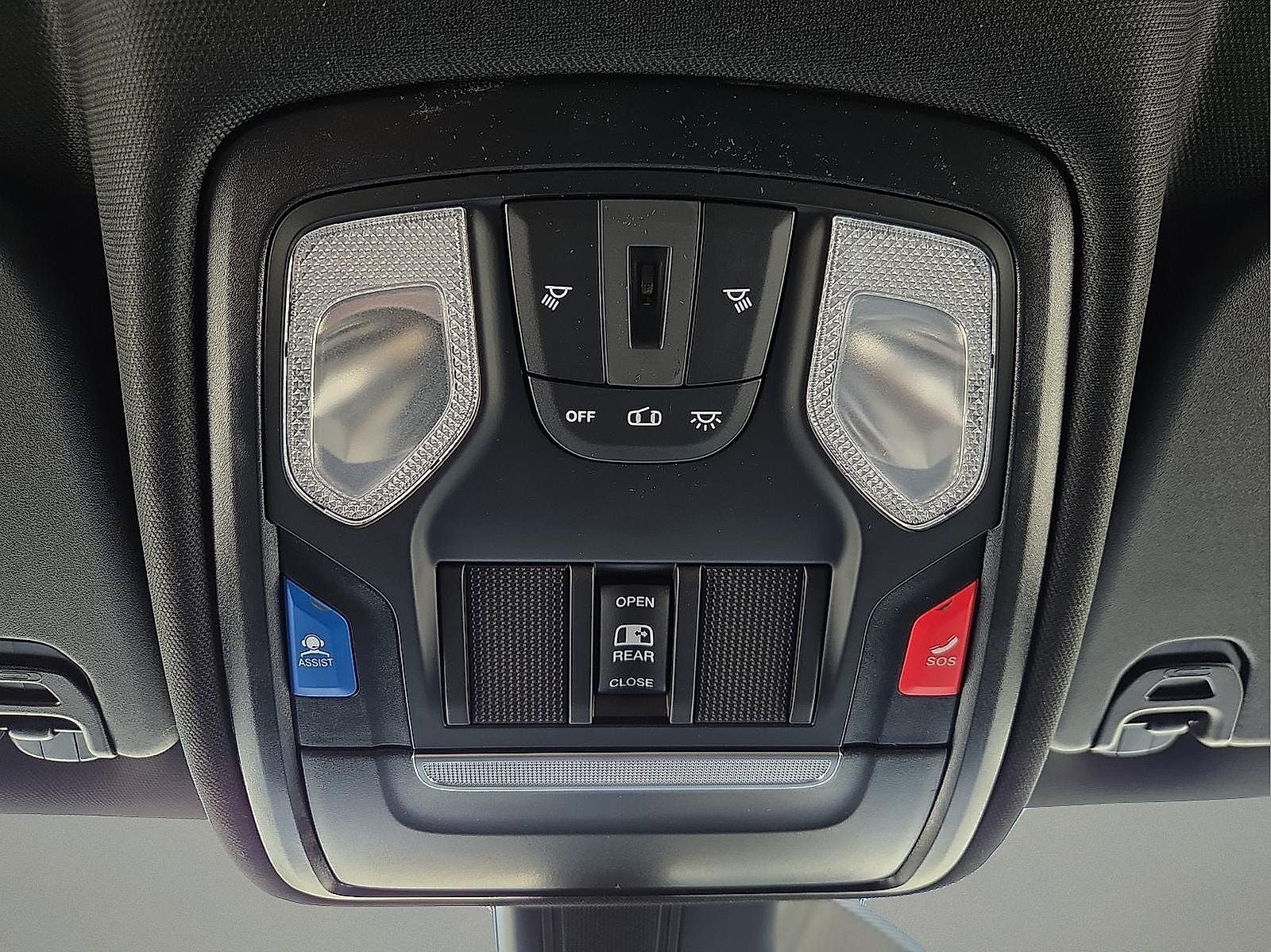 2026 RAM 1500 RAM 1500 TRADESMAN CREW CAB 4X4 5'7' BOX