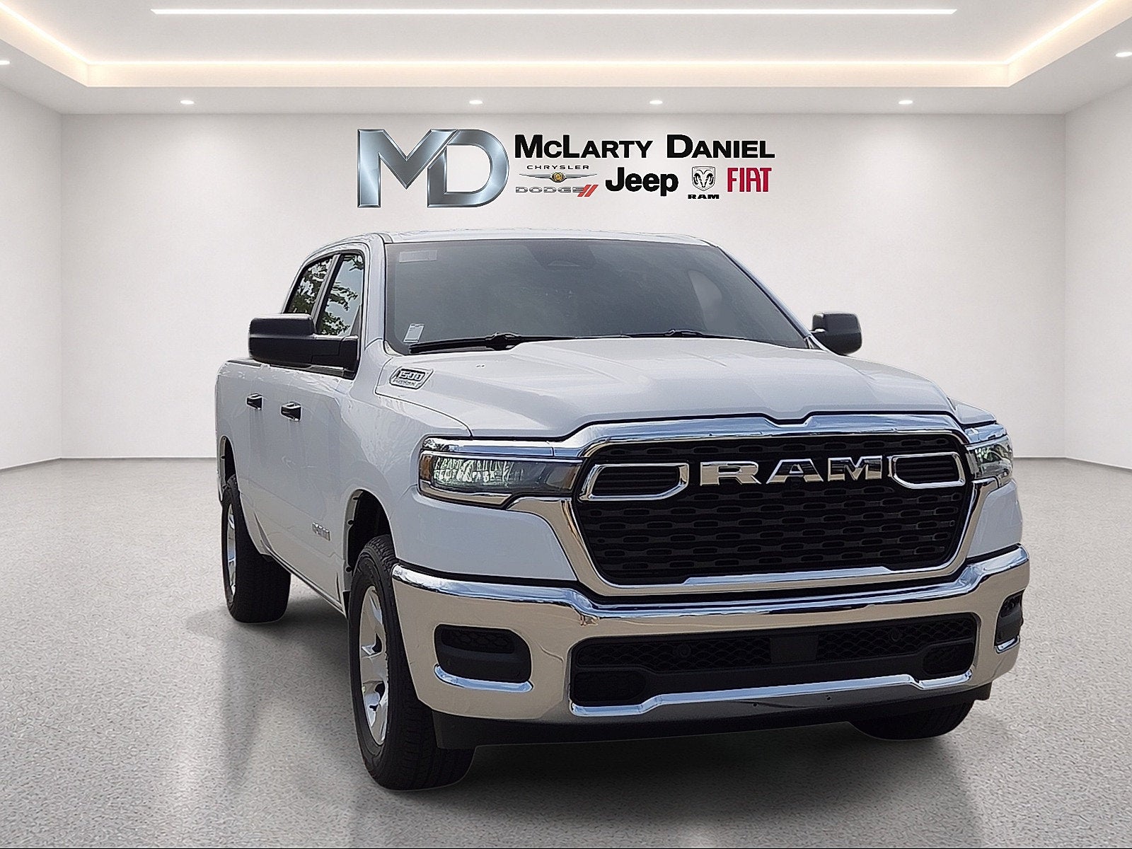 2027 RAM 1500 RAM 1500 TRADESMAN CREW CAB 4X4 5'7' BOX