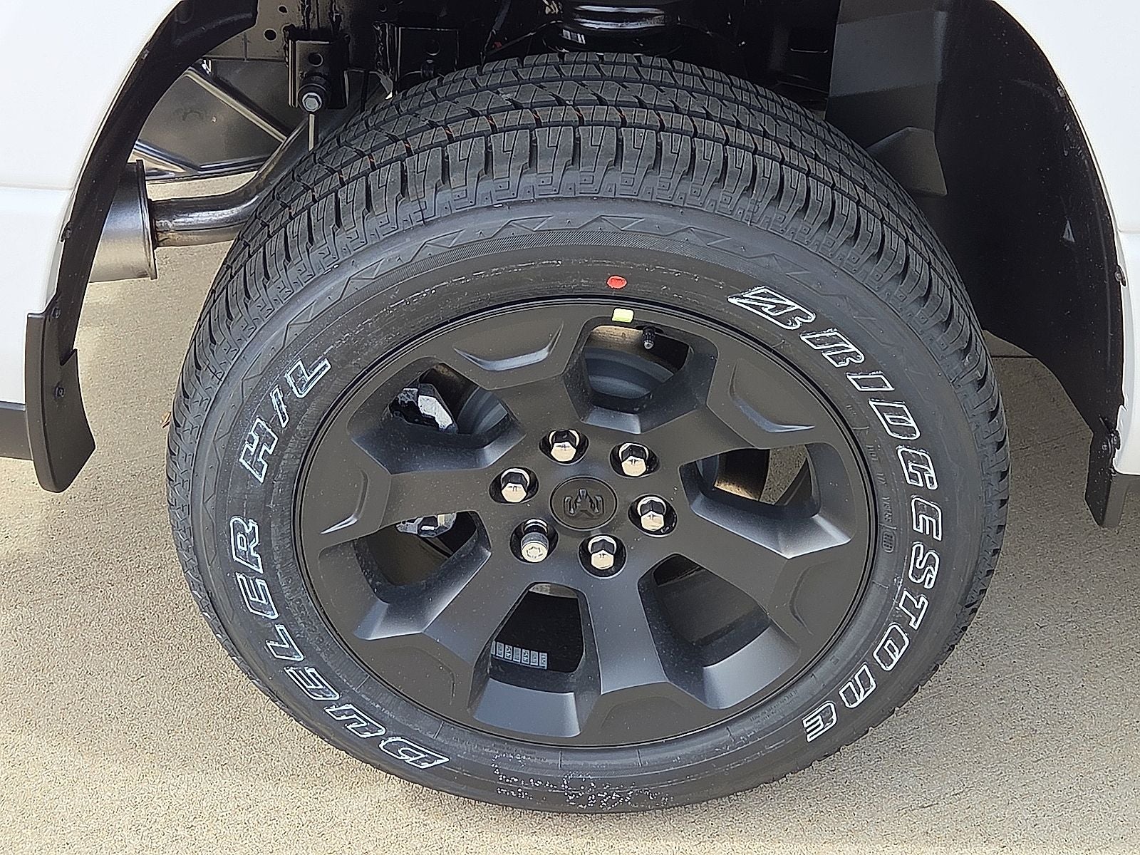 2026 RAM Ram 1500 RAM 1500 EXPRESS CREW CAB 4X4 5'7' BOX