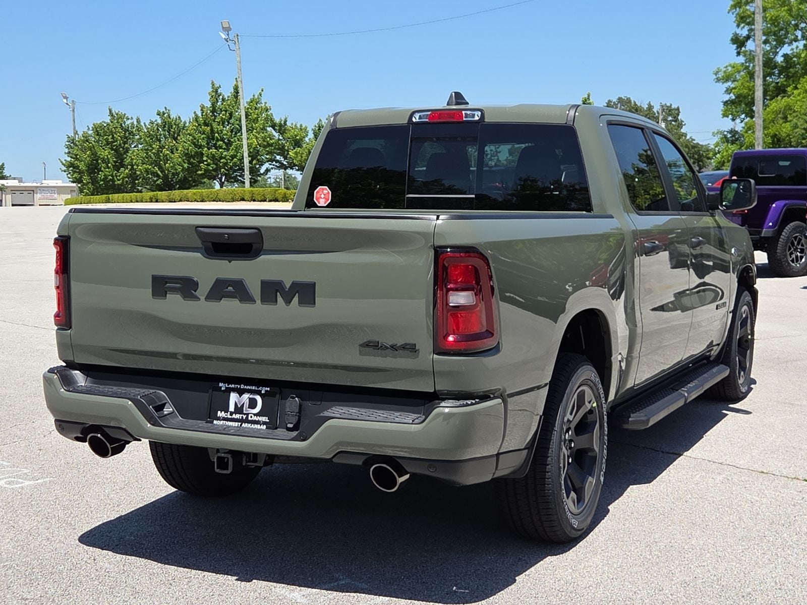 2026 RAM Ram 1500 RAM 1500 EXPRESS CREW CAB 4X4 5'7' BOX