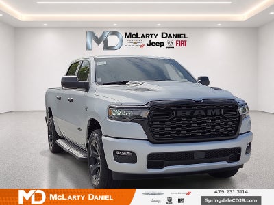 2027 RAM 1500 RAM 1500 EXPRESS CREW CAB 4X4 5'7' BOX