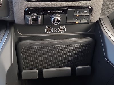 2027 RAM 1500 RAM 1500 EXPRESS CREW CAB 4X4 5'7' BOX