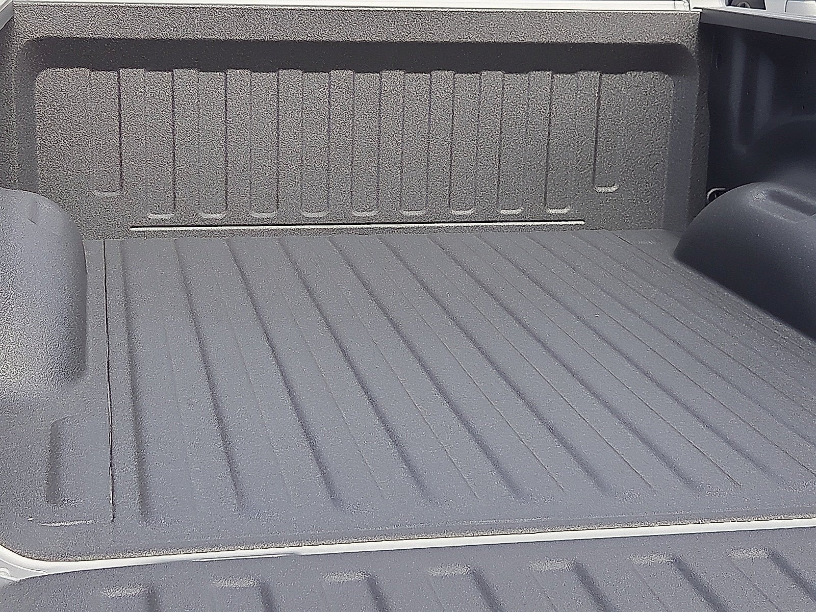 2027 RAM 1500 RAM 1500 EXPRESS CREW CAB 4X4 5'7' BOX
