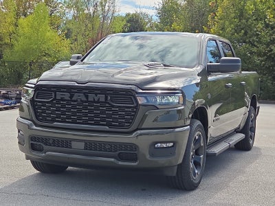 2027 RAM 1500 RAM 1500 EXPRESS CREW CAB 4X4 5'7' BOX