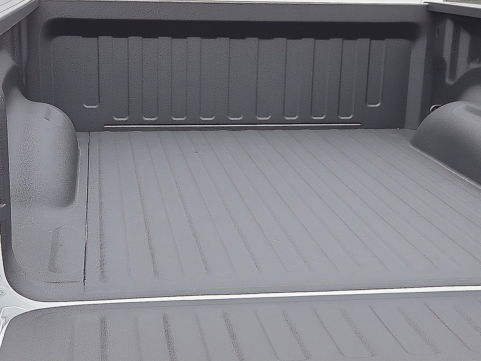 2027 RAM 1500 RAM 1500 EXPRESS CREW CAB 4X4 5'7' BOX