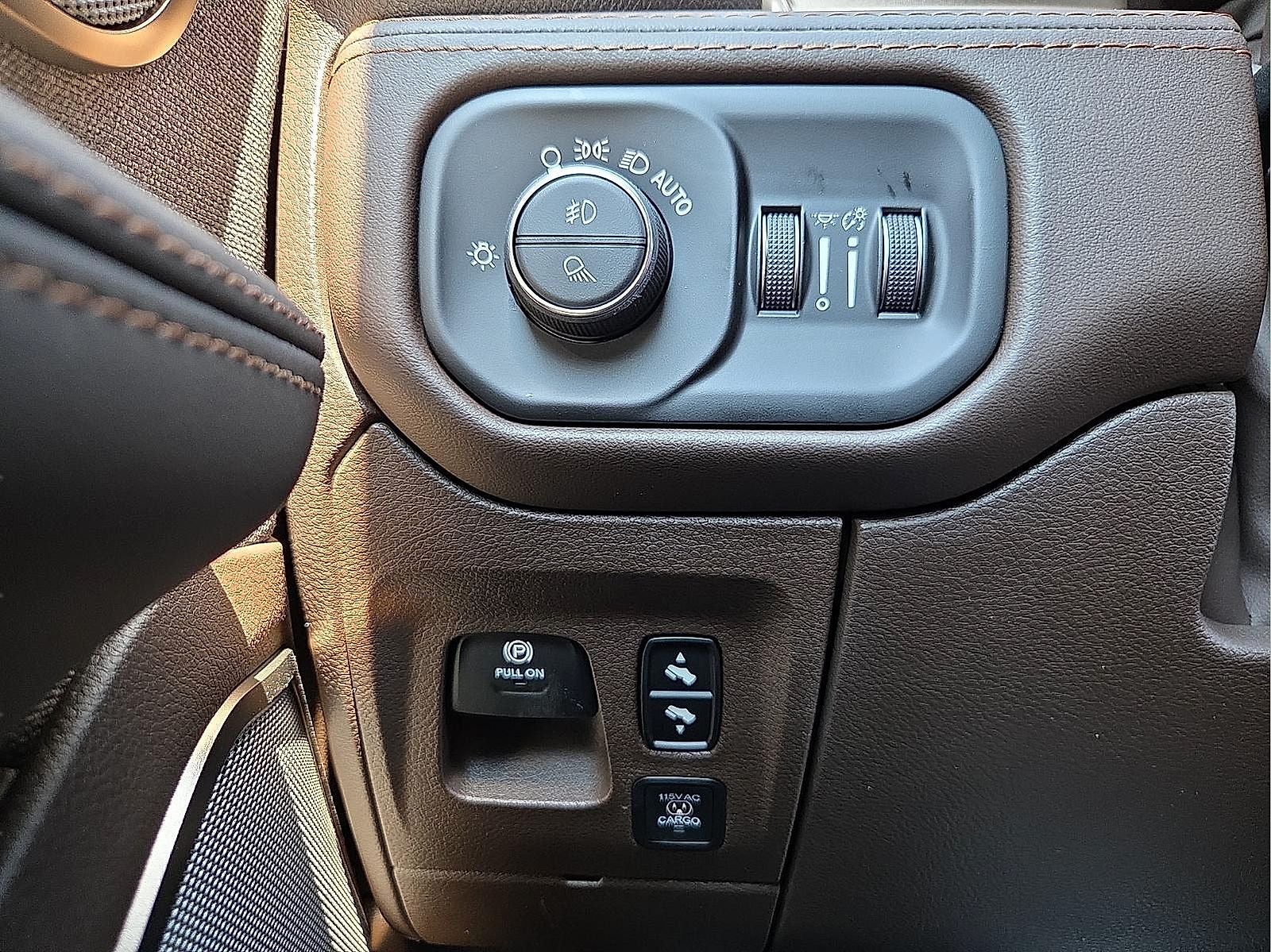 2026 RAM Ram 1500 RAM 1500 LIMITED LONGHORN CREW CAB 4X4 5'7' BOX