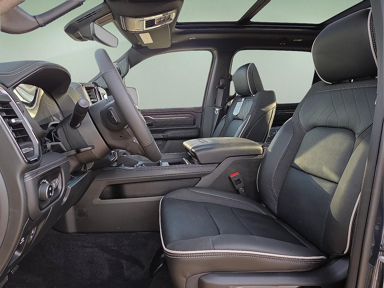 2026 RAM Ram 1500 RAM 1500 LIMITED CREW CAB 4X4 5'7' BOX