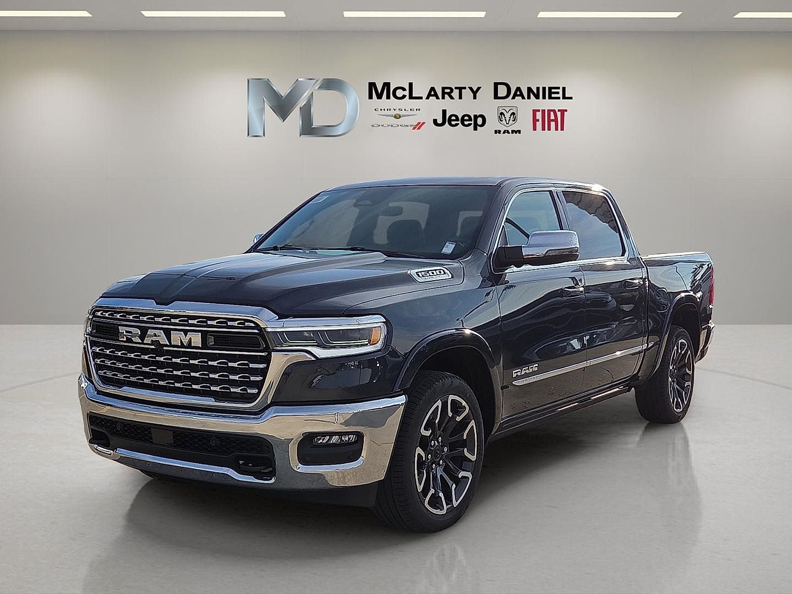 2026 RAM Ram 1500 RAM 1500 LIMITED CREW CAB 4X4 5'7' BOX