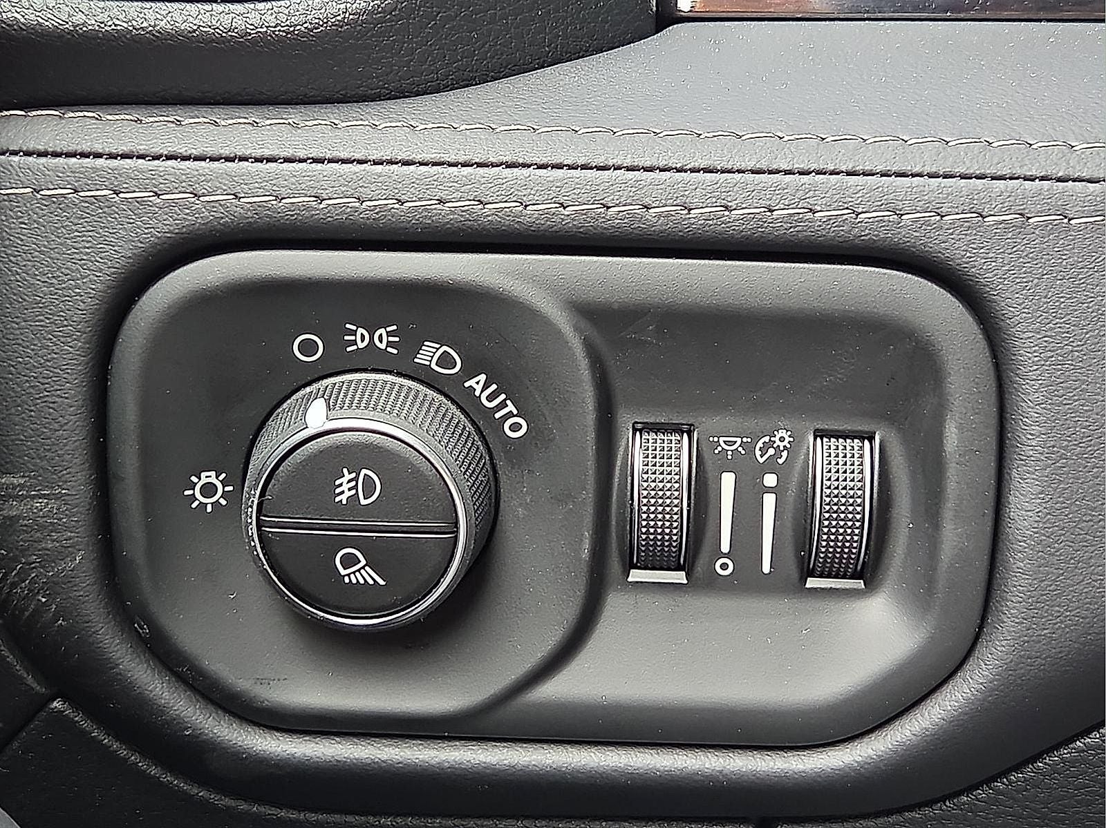 2026 RAM Ram 1500 RAM 1500 LIMITED CREW CAB 4X4 5'7' BOX