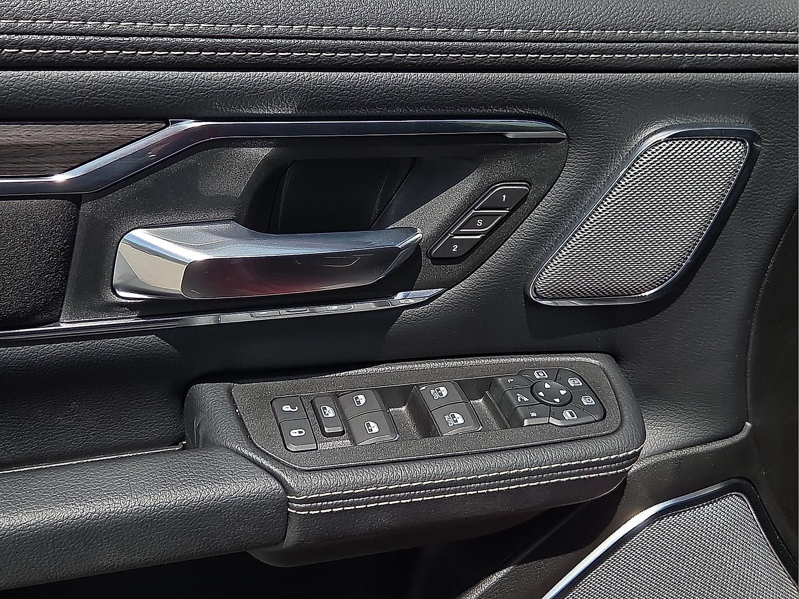 2027 RAM 1500 Laramie