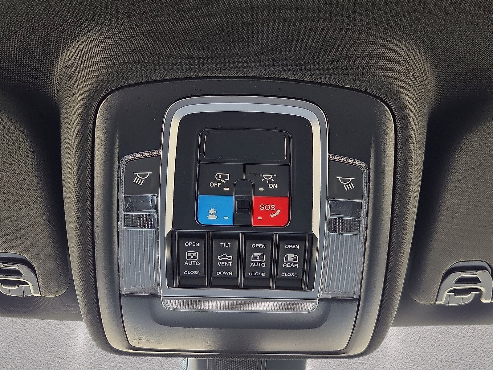 2027 RAM 1500 RAM 1500 LARAMIE CREW CAB 4X4 5'7' BOX