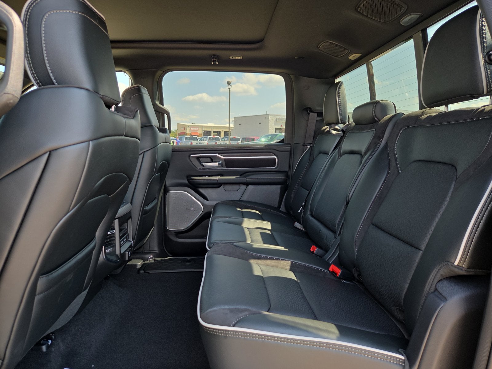 2027 RAM 1500 RAM 1500 LARAMIE CREW CAB 4X4 5'7' BOX