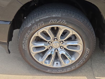 2023 RAM 1500 Laramie Crew Cab 4x4 5'7' Box
