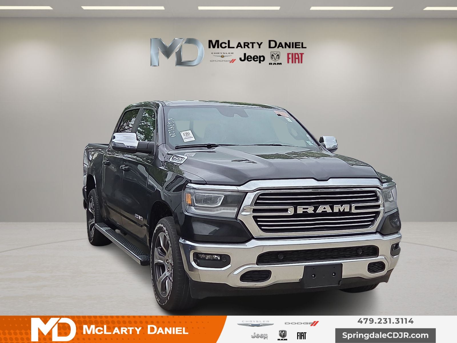 2023 RAM 1500 Laramie Crew Cab 4x4 5'7' Box