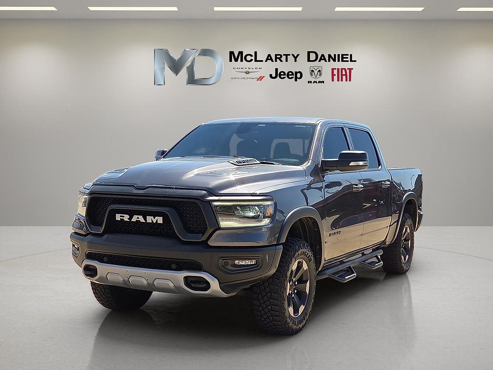 2019 RAM 1500 Rebel Crew Cab 4x4 5'7' Box