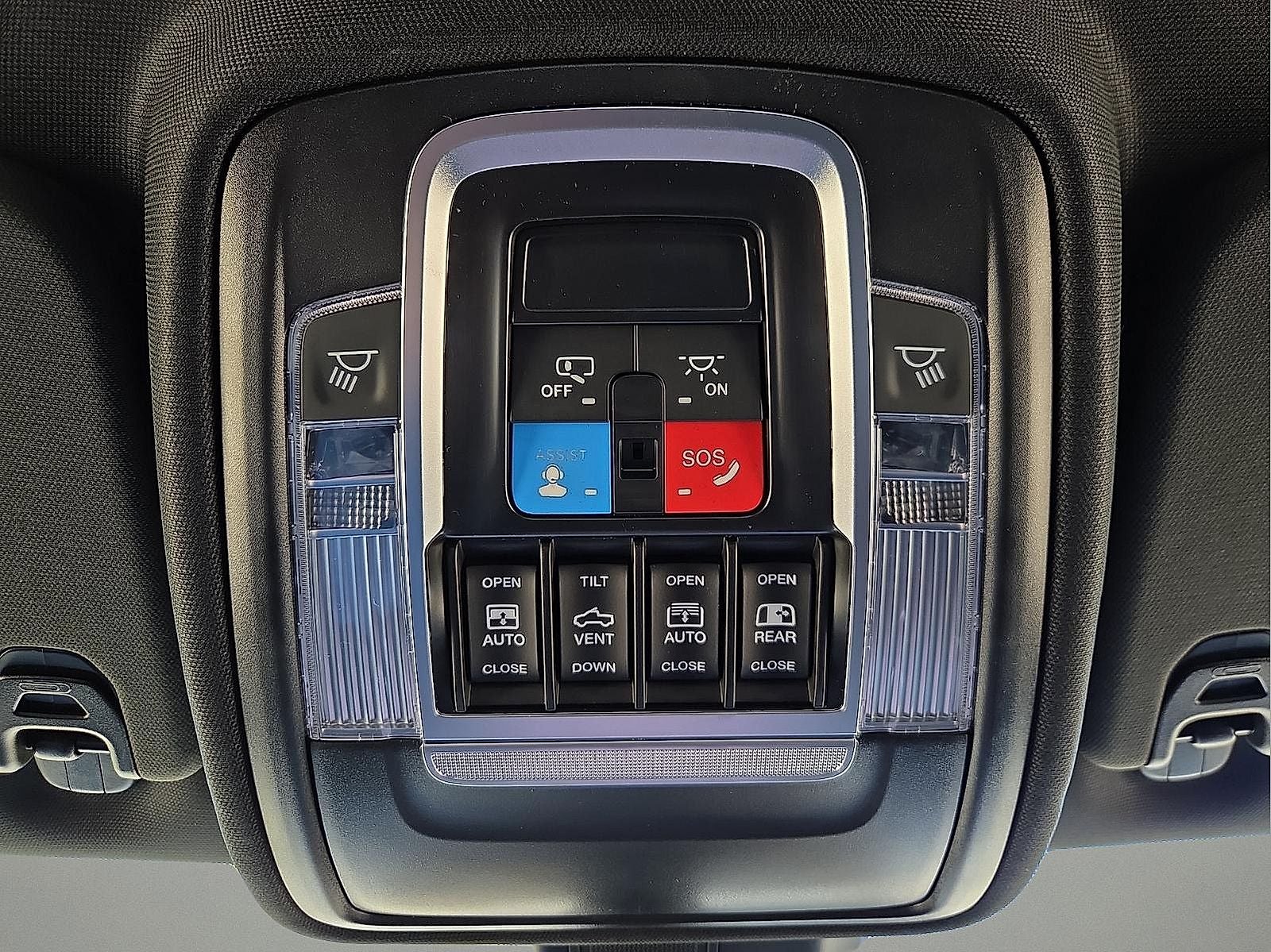 2027 RAM 1500 RAM 1500 REBEL CREW CAB 4X4 5'7' BOX