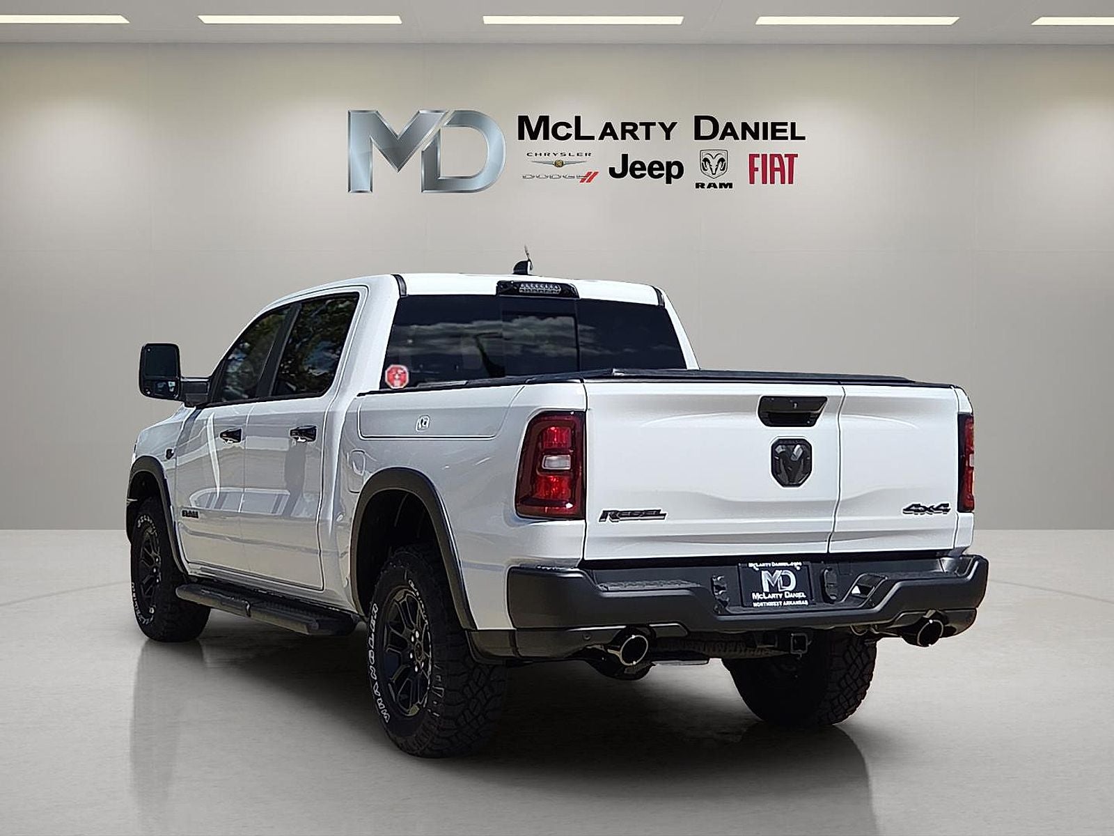 2027 RAM 1500 RAM 1500 REBEL CREW CAB 4X4 5'7' BOX