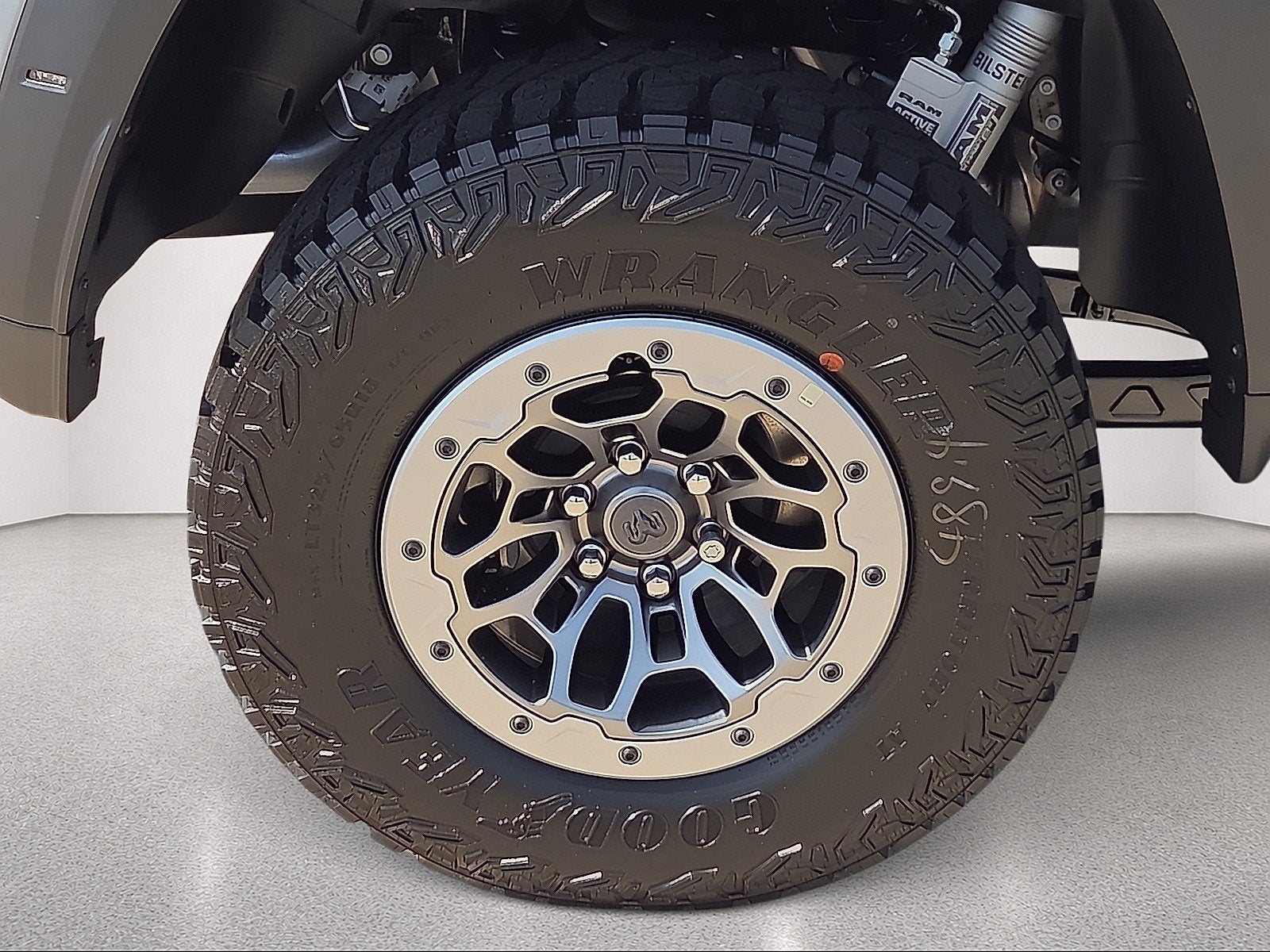 2027 RAM 1500 RAM 1500 RHO CREW CAB 4X4 5'7' BOX